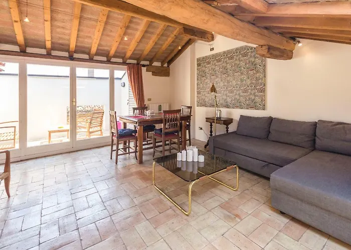 Altabella Panoramic Terrace